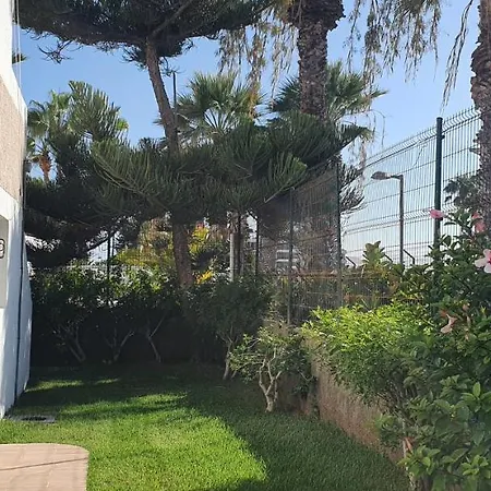 Adults Only Sunny Quiet With Aircon In Center Of Americas