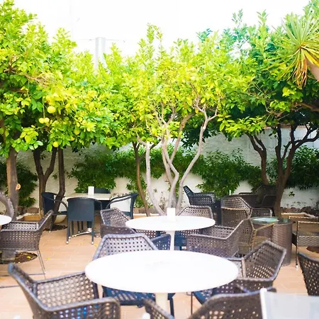 Daire Adults Only Sunny Quiet With Aircon In Center Of Americas *