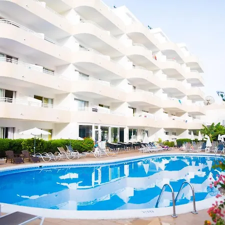 Adults Only Sunny Quiet With Aircon In Center Of Americas *