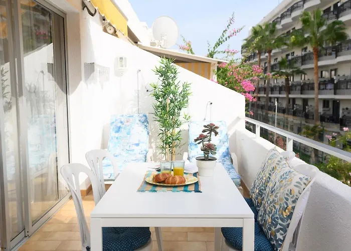 Apartment Adults Only Sunny Quiet In Center Of Americas